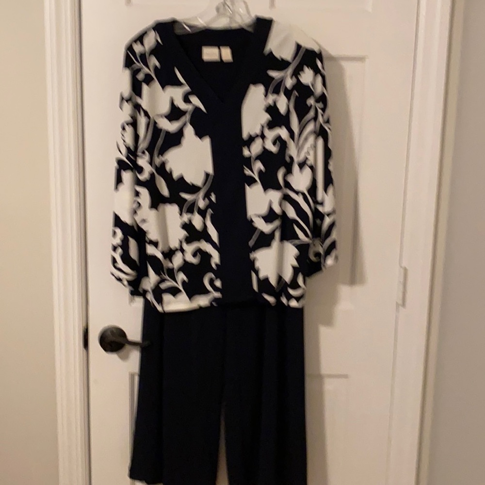 Two piece Chico top and wide pants